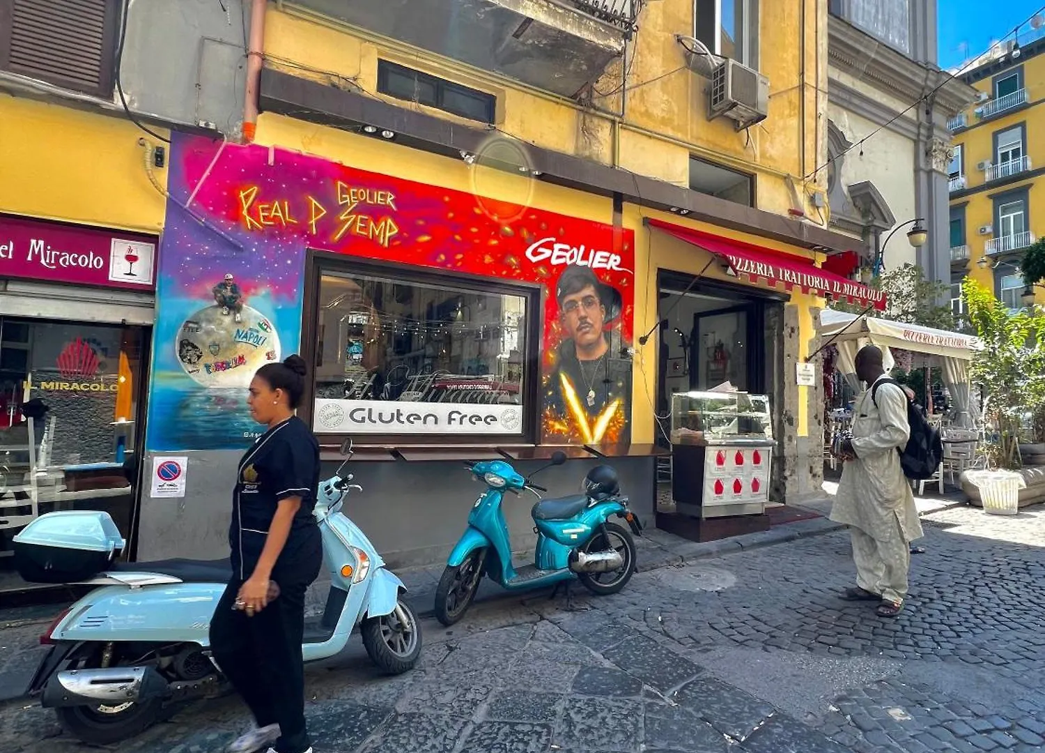 Casa Nel Cuore Antico Naples Italy